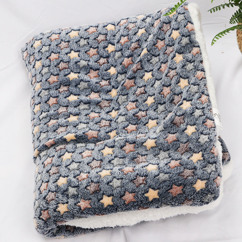 Pet Fleece Blanket – Soft Warm Mat for Dogs, Cats & Small Animals